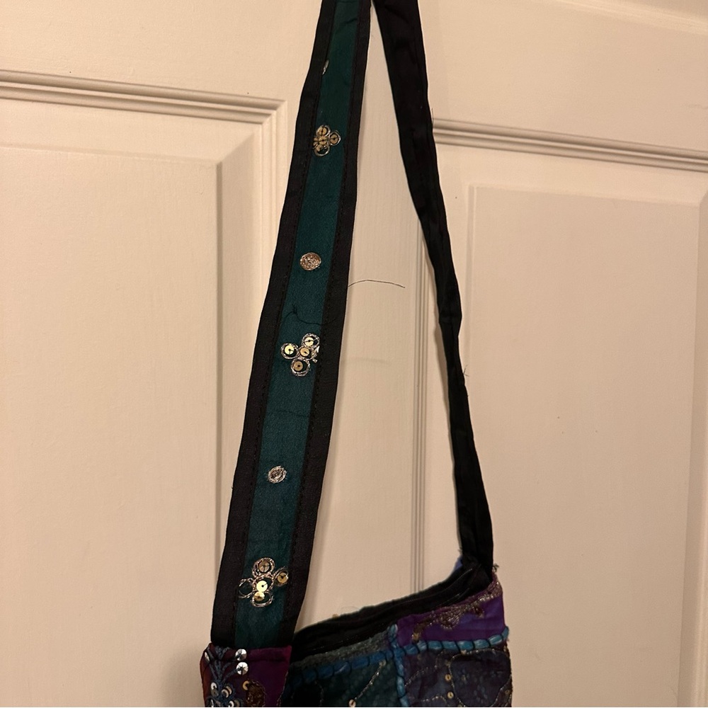 Vintage | Bag | Vintage Shoulder Sari Bag - Picture 5 of 15